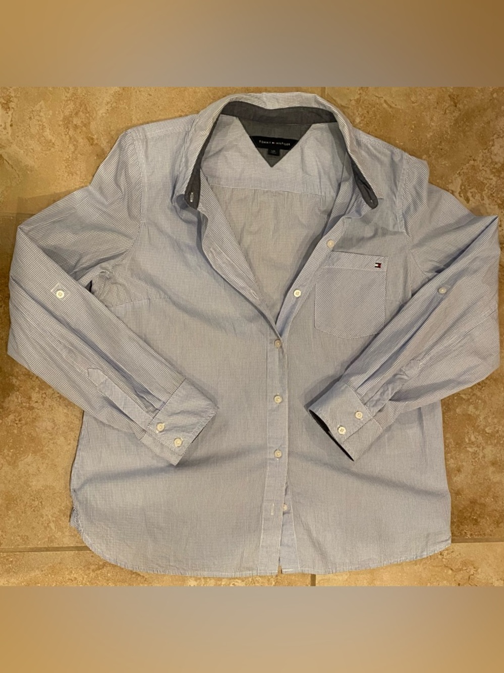 Tommy Hilfiger checked print Button-Down Shirt W/convertible sleeve  (Size L)